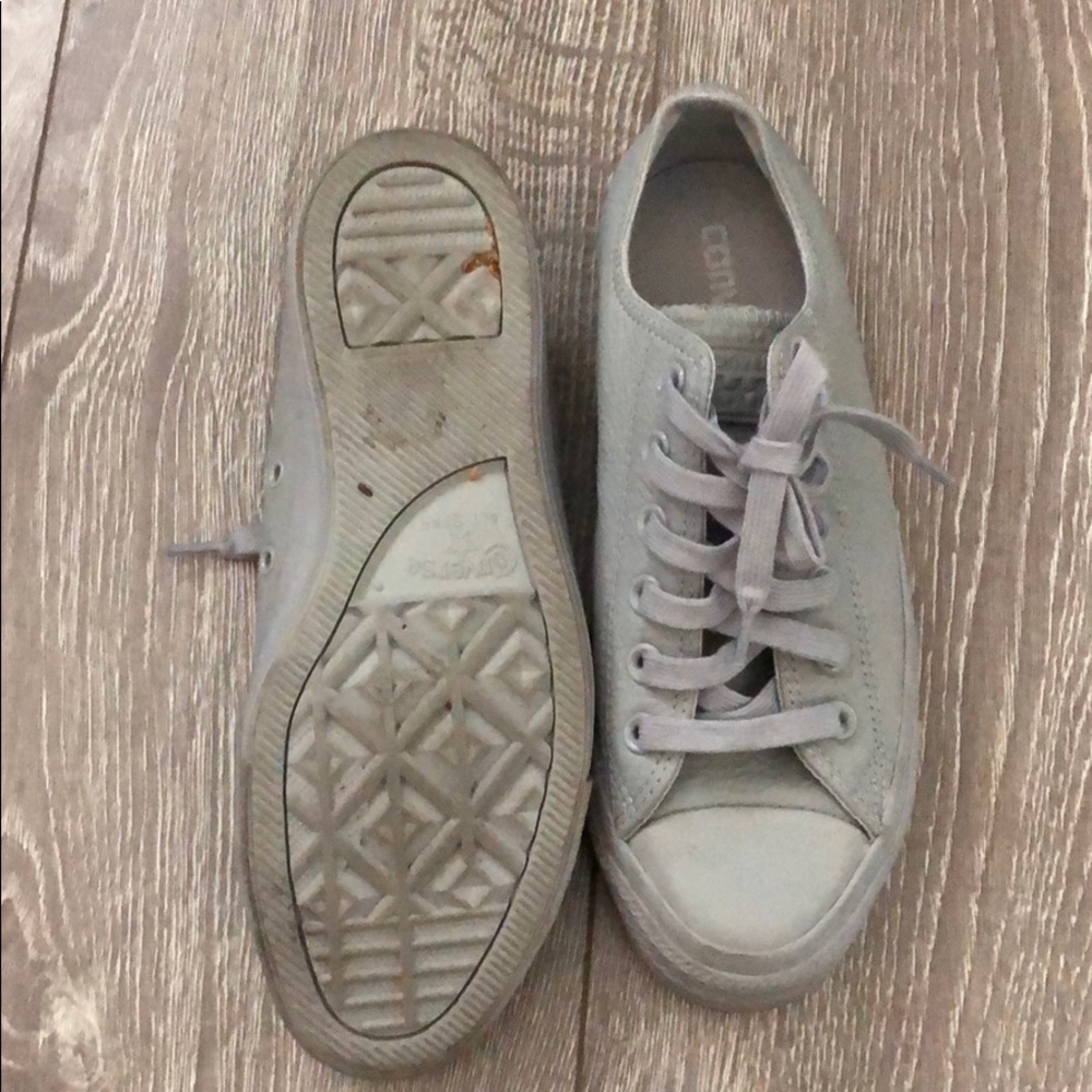 Shoes - Picture 2 of 2